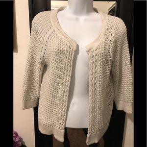 Cardigan off white with silver threading.